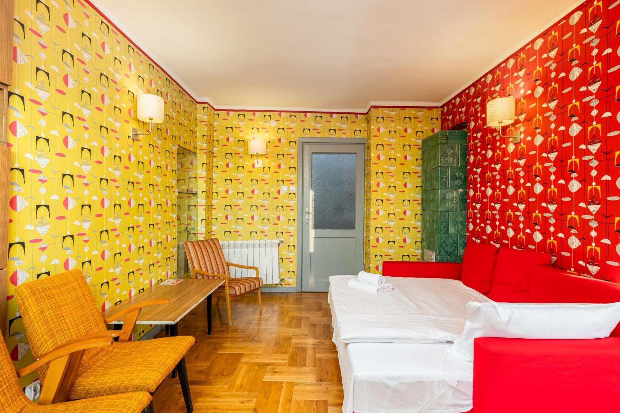 Old Town Pearl Apartment